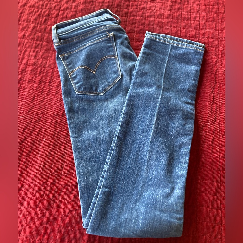 Levi's Classic Blue Straight-Leg Women's Jeans